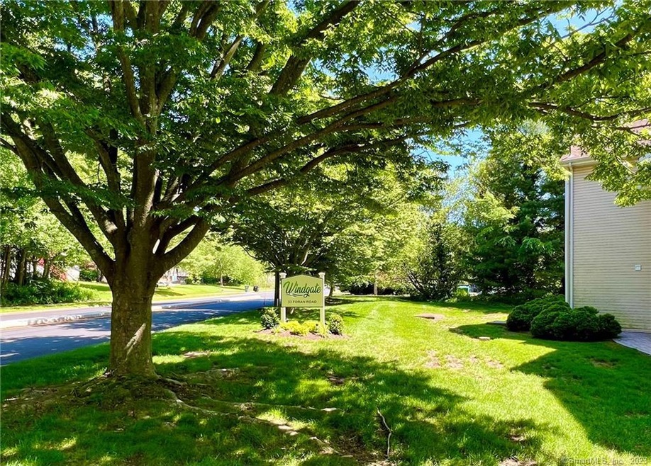 33 Foran Rd unit 5, Milford, CT 06460 - photo 1