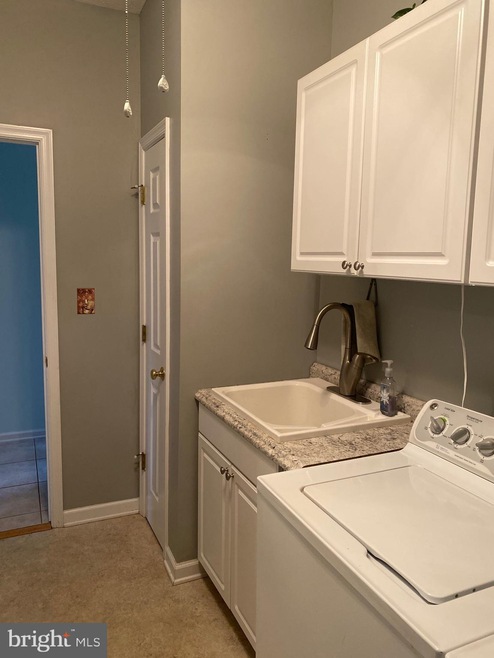 284 Quaint Swan Dale Dr, Martinsburg, WV 25404 - photo 1