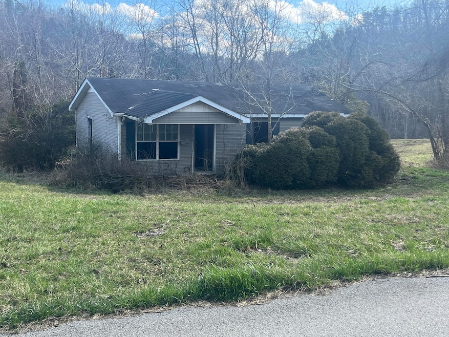 1651 Robinson Creek Rd, Manchester, KY 40962 | MLS# 24004706 | Homes.com