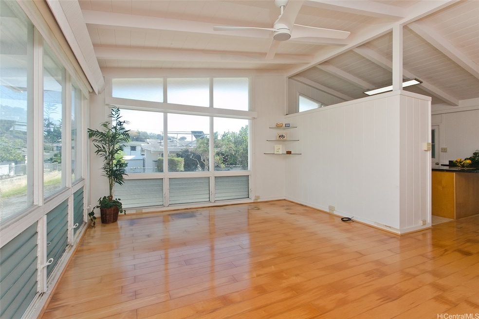 2428 Lanai St unit A, Honolulu, HI 96817 - photo 1
