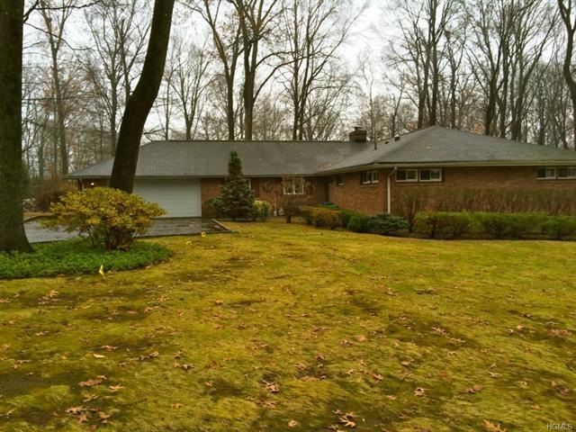 12 Butternut Dr, Pearl River, NY 10965 - photo 1