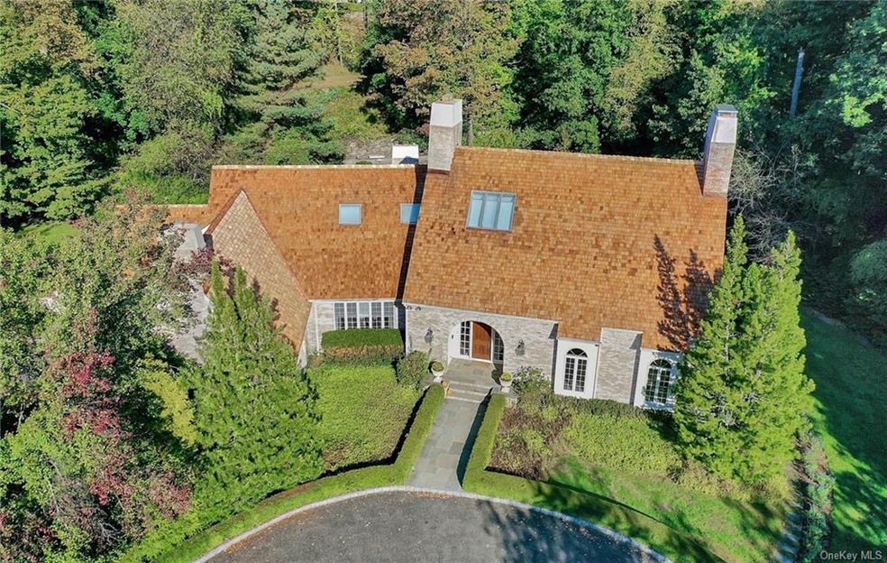 10 Commodore Ave, Rye, NY 10580 - photo 1