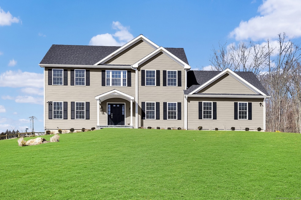 18 Hunting Ridge Rd, Middlebury, CT 06762 - photo 1