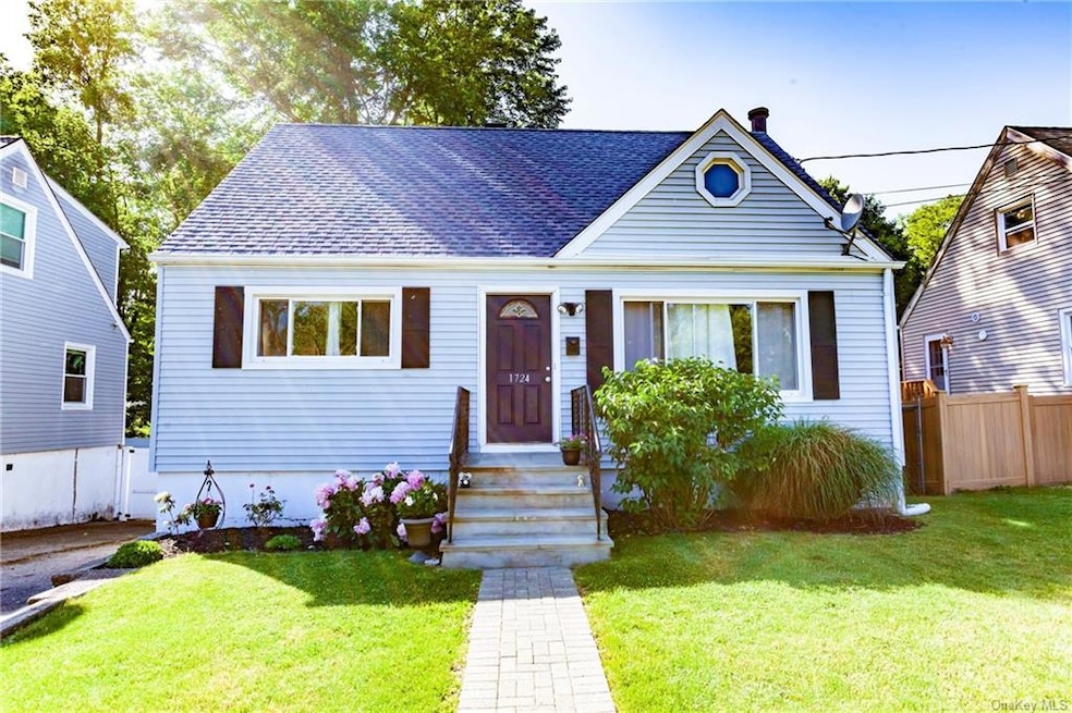 1724 Westchester Ave, Peekskill, NY 10566 - photo 1