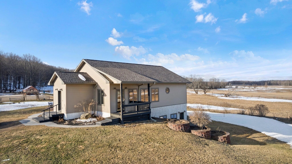 Sold $560,000