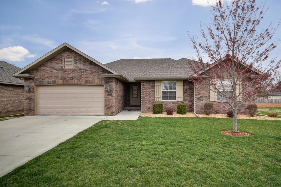 771 E Ozark Jubilee Dr, Nixa, MO 65714 - photo 1