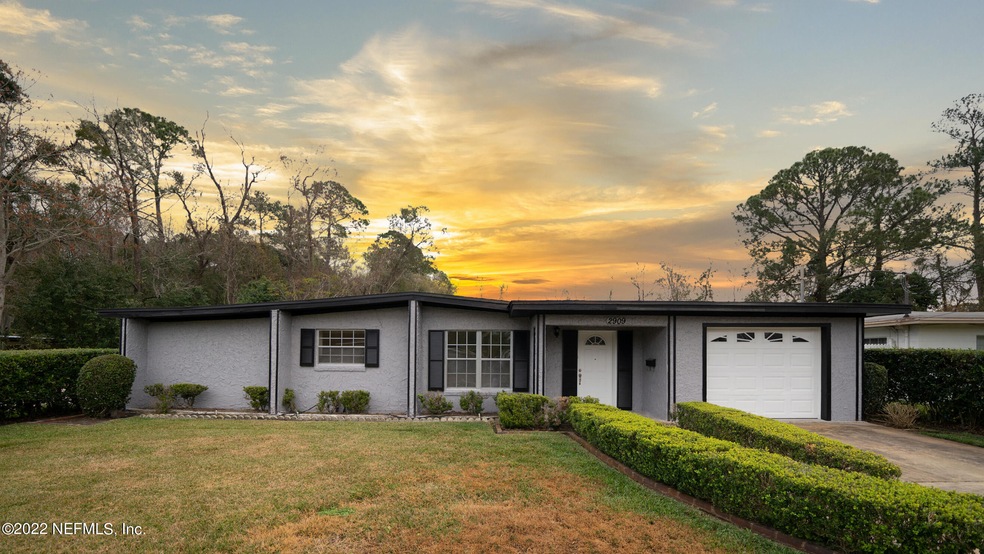 2909 Brackridge Blvd E, Jacksonville, FL 32216 - photo 1