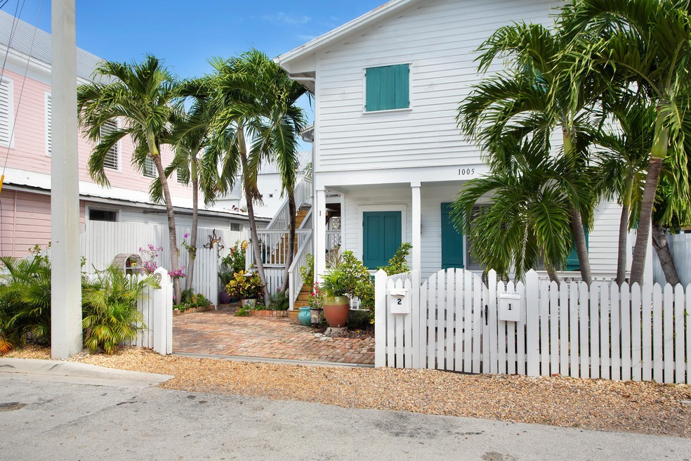 1005 Watson St Key West FL-large-001-16-