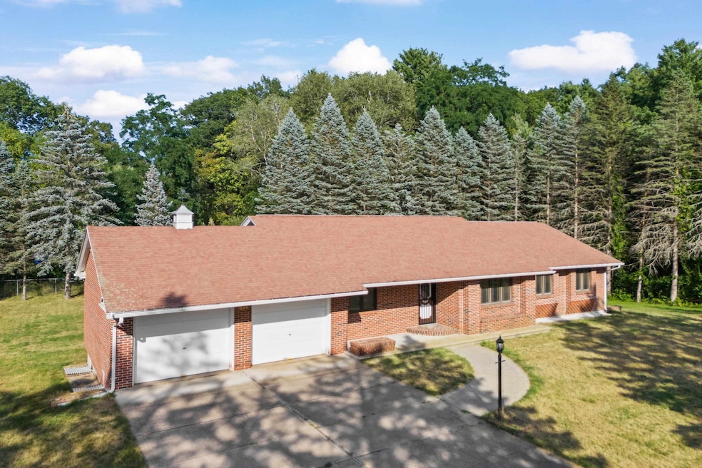 Under Contract $649,900