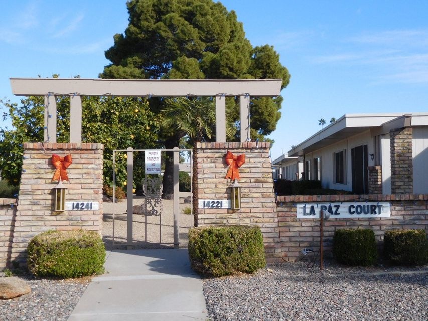 14235 N Palm Ridge Dr W, Sun City, AZ 85351 - photo 1