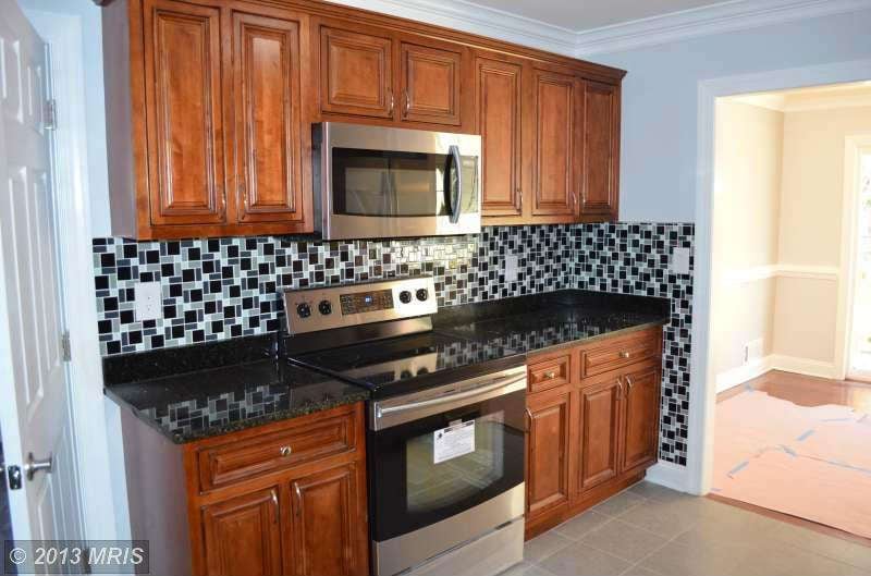 6844 Nashville Rd, Lanham, MD 20706 - photo 1