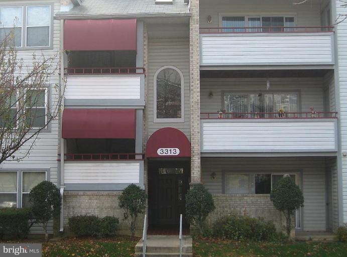3313 Sir Thomas Dr unit 21, Silver Spring, MD 20904 - photo 1