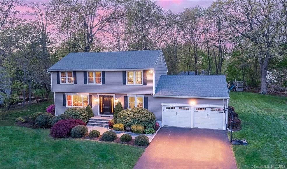 Gorgeous Colonial