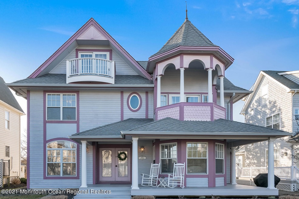 1625 Ocean Ave Point Pleasant-large-002-