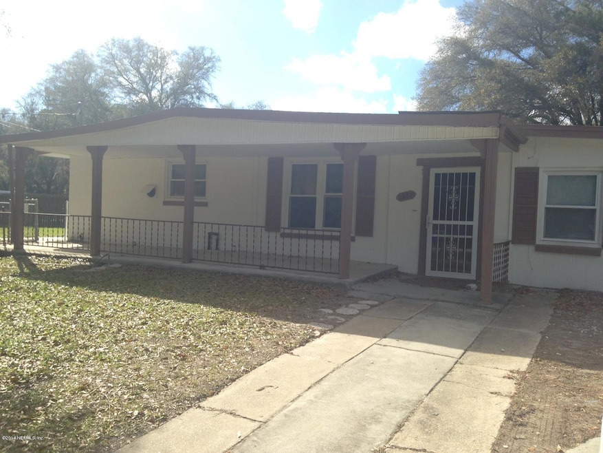 2952 Parr Ct E, Jacksonville, FL 32216 - photo 1
