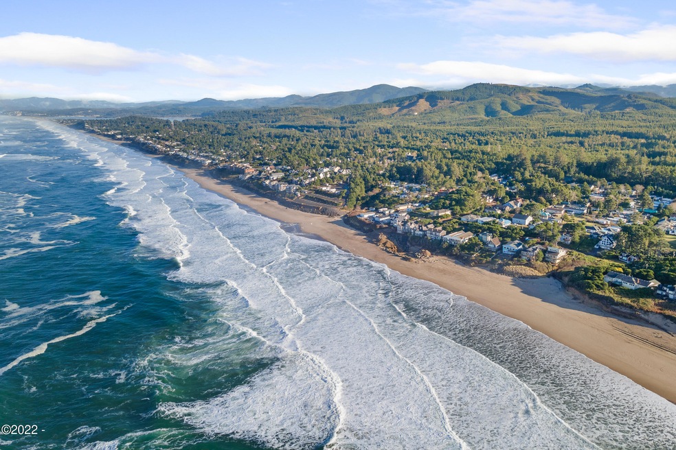 4875 N Hwy 101 Unit 2, Depoe Bay OR-01