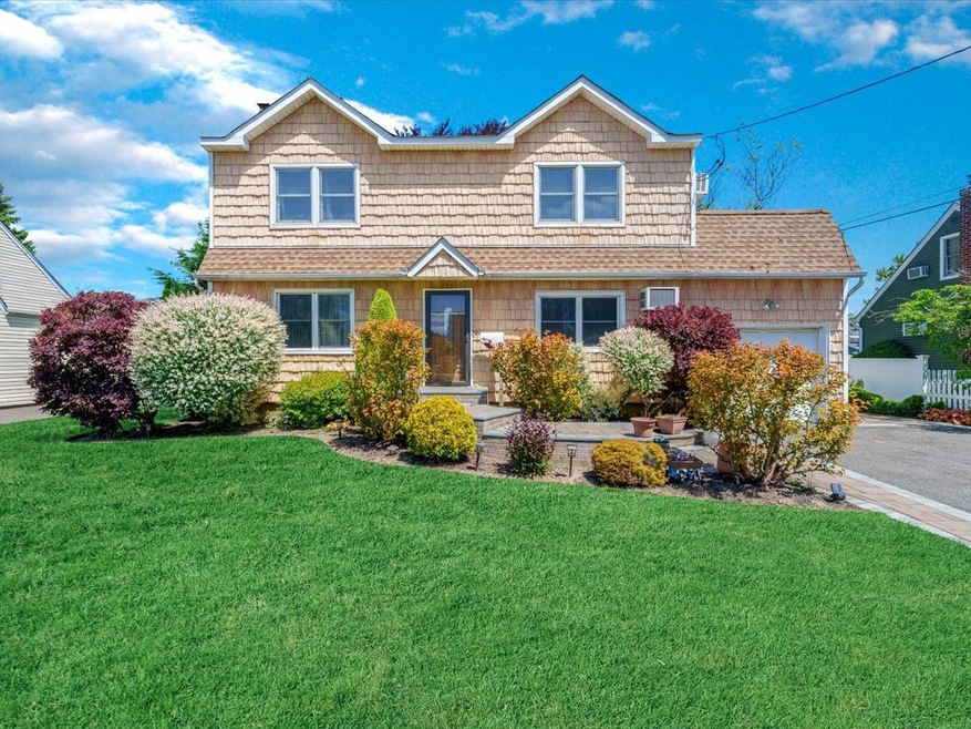 Sold $825,000 • Co-Listing Agent