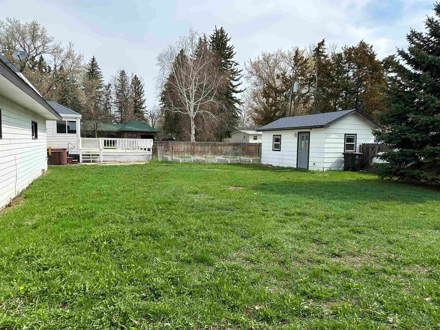 304 1st St E, Velva, ND 58790 Recently Sold