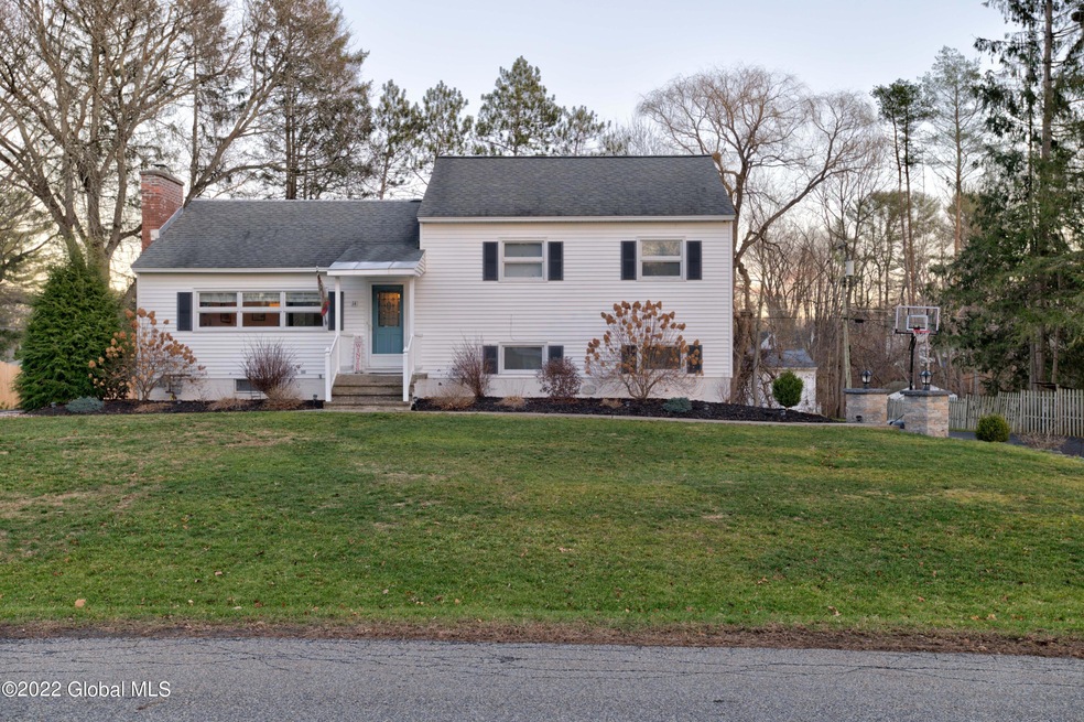 14 Glen Terrace, Schenectady, NY 12302 - photo 1