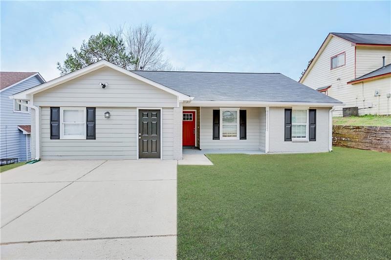 1973 Corners Cir, Lithonia, GA 30058 - photo 1