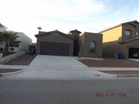 14829 Harry Flournoy, El Paso, TX 79938 - photo 1