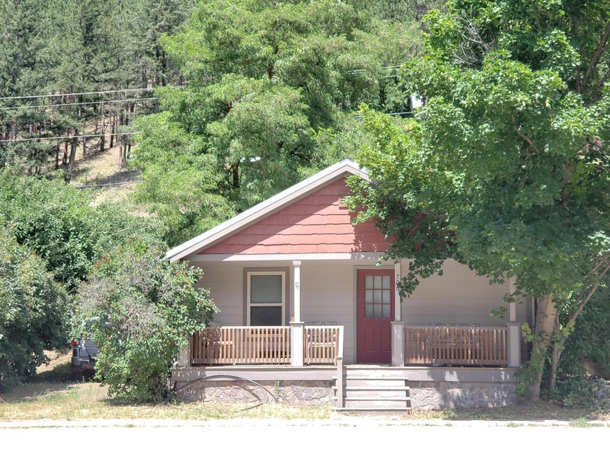 706 Railroad Ave, Alberton, MT 59820 - photo 1