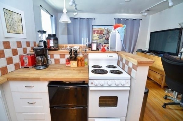 3 Charles St unit 8, Boston, MA 02122 - photo 1