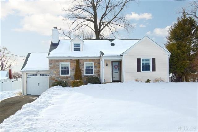 17 Francis Ln, Port Chester, NY 10573 - photo 1