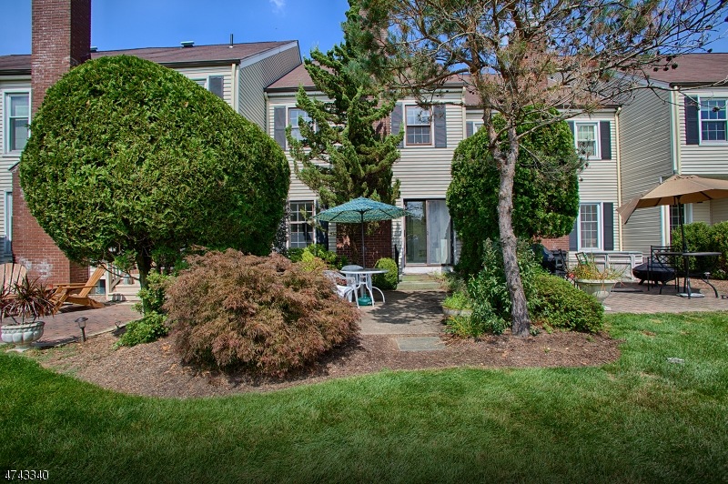 49 Galway Dr, Mendham, NJ 07945 - photo 1