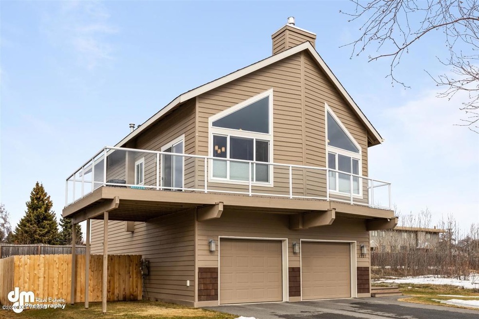 37-Exterior Front-ELKO0855