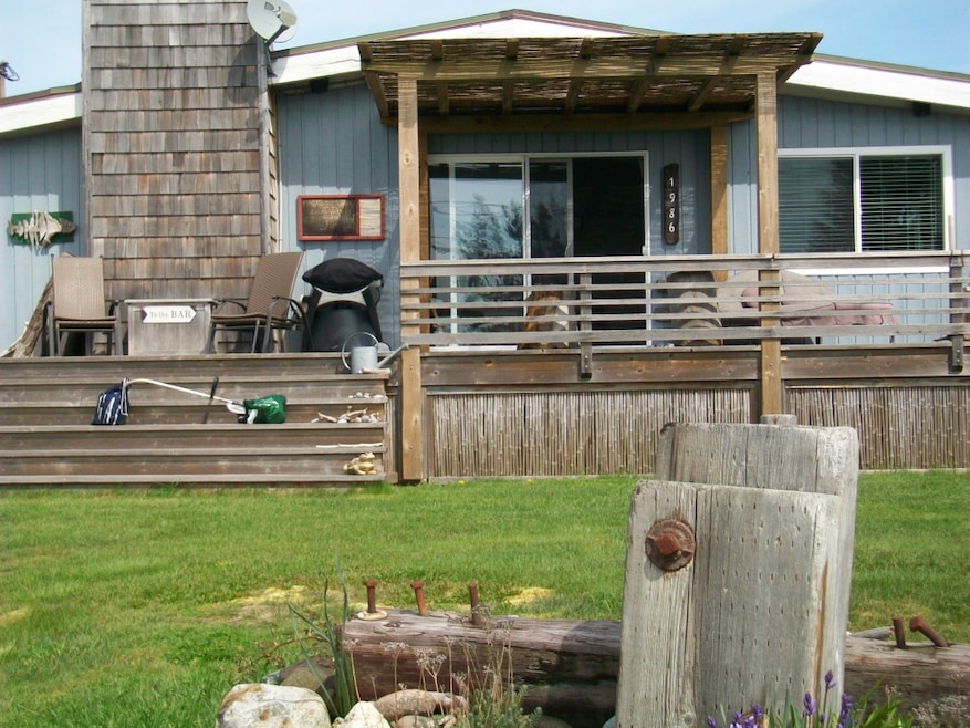 1986 Waldron Place, Point Roberts, WA 98281 - photo 1