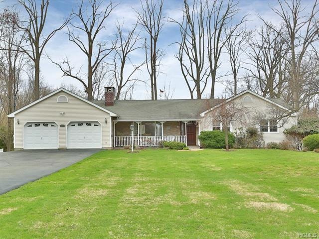 63 Old Farm Rd S, Pleasantville, NY 10570 - photo 1