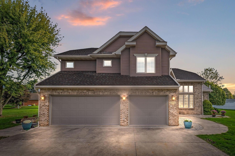 109 Duck Pond Rd, Upper Sandusky, OH 43351 - photo 1