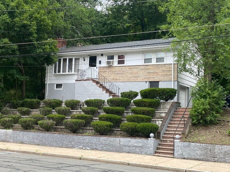 515 Winthrop St, Medford, MA 02155 - photo 1