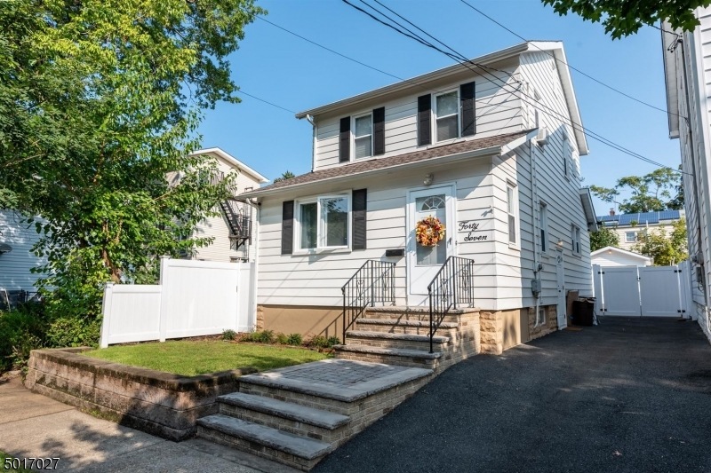 47 E Almira St, Bloomfield, NJ 07003 - photo 1