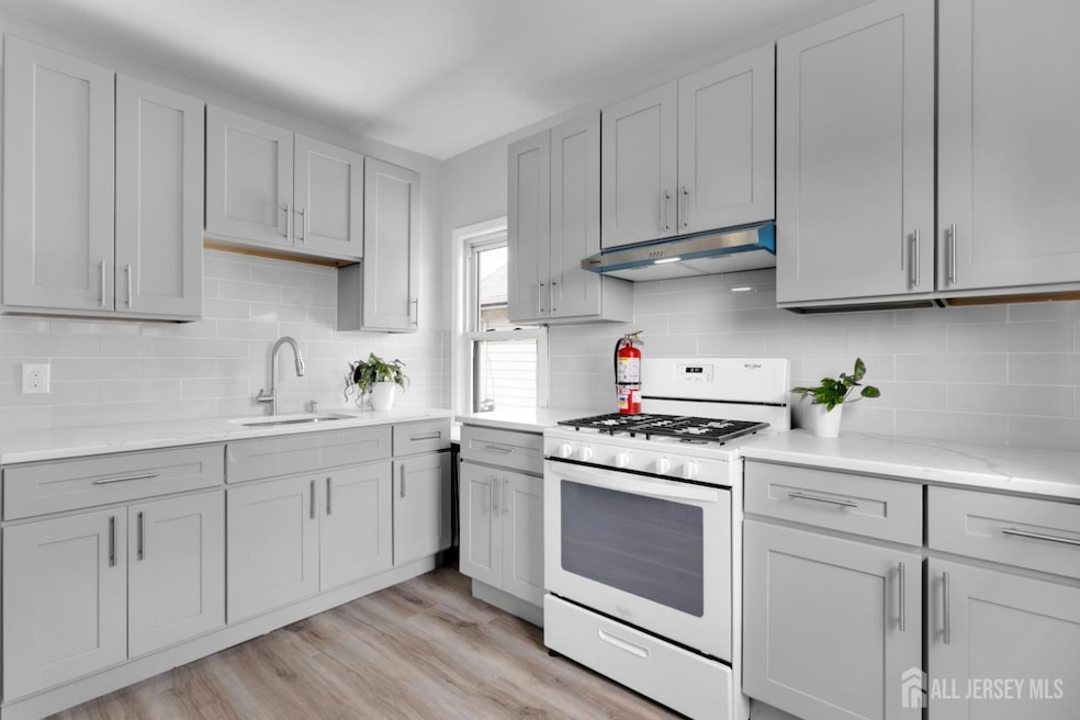 36 3rd Ave unit B, Port Reading, NJ 07064 - photo 1