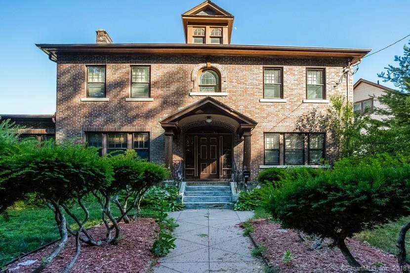 352 Edgewood St, Hartford, CT 06112 - photo 1