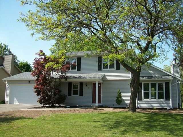 Exterior Front WELCOME TO 394 CROSBY LANE ~ TOWN O
