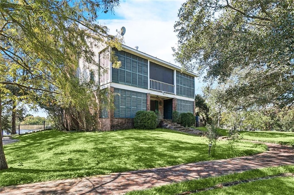 100 Island Dr, Slidell, LA 70458 - photo 1