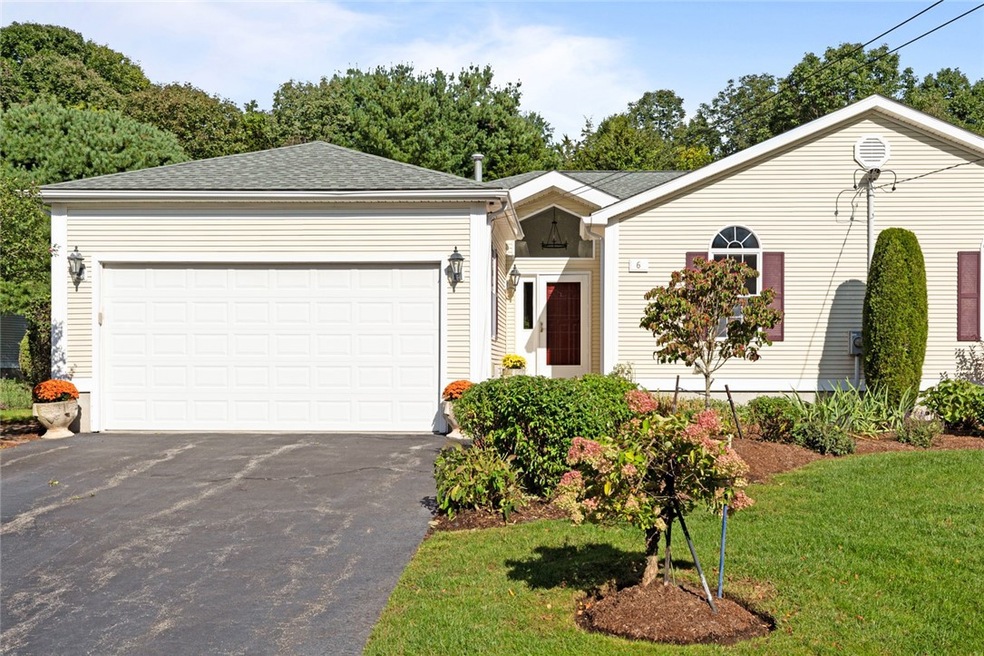 6 Orchard Meadows Dr, Smithfield, RI 02917 - photo 1