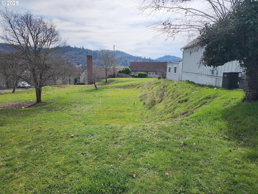 0 NE Klamath Ave, Roseburg, OR 97470 - photo 1