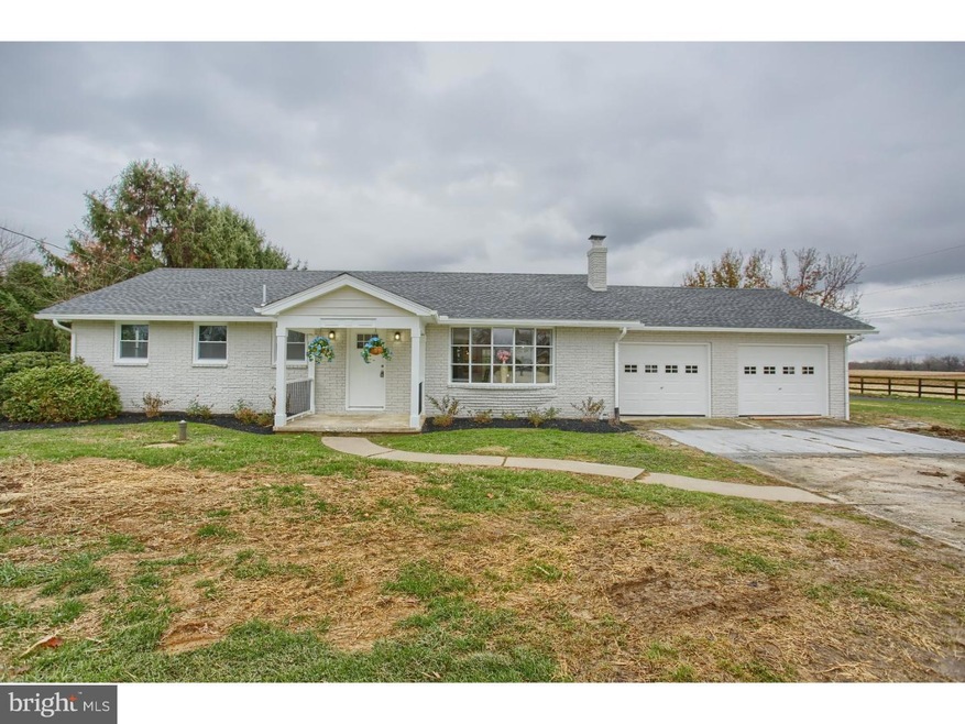 365 Snyder Rd, Reading, PA 19605 - photo 1