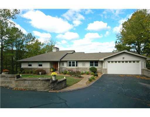 61 Dunsford Dr, Bella Vista, AR 72715 - photo 1