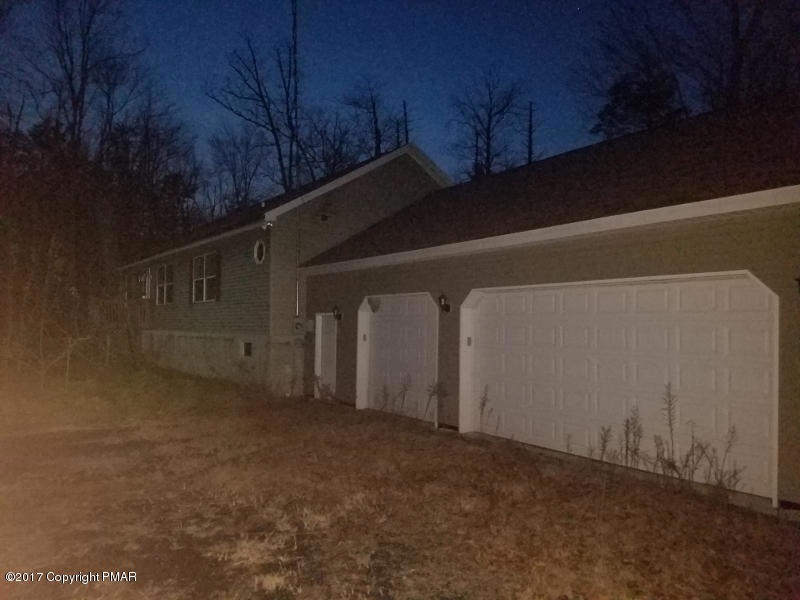 317 Route 390, Cresco, PA 18326 - photo 1