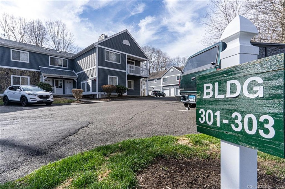 301 Fairmount Dr unit C, Monroe, CT 06468 - photo 1