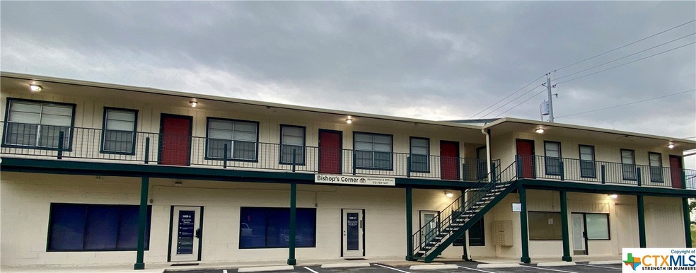 1409 N Bishop St unit 6, San Marcos, TX 78666 - photo 1