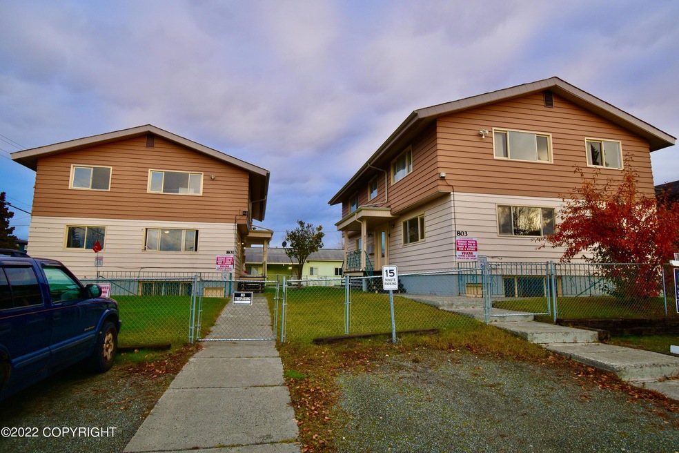 803 E 12th Ave