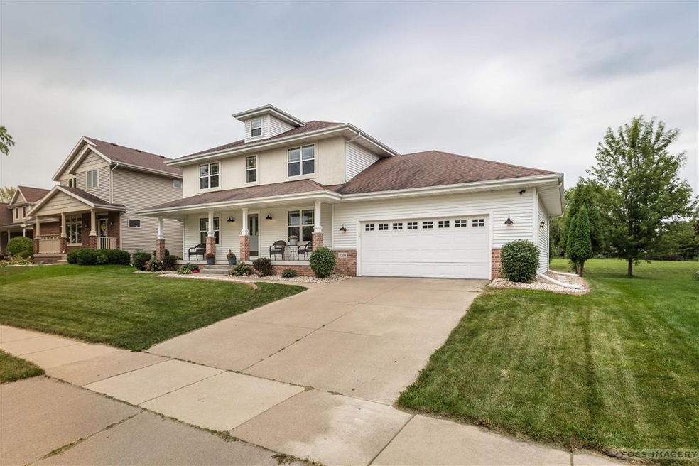 5209 Nannyberry Dr, Fitchburg, WI 53711 - photo 1