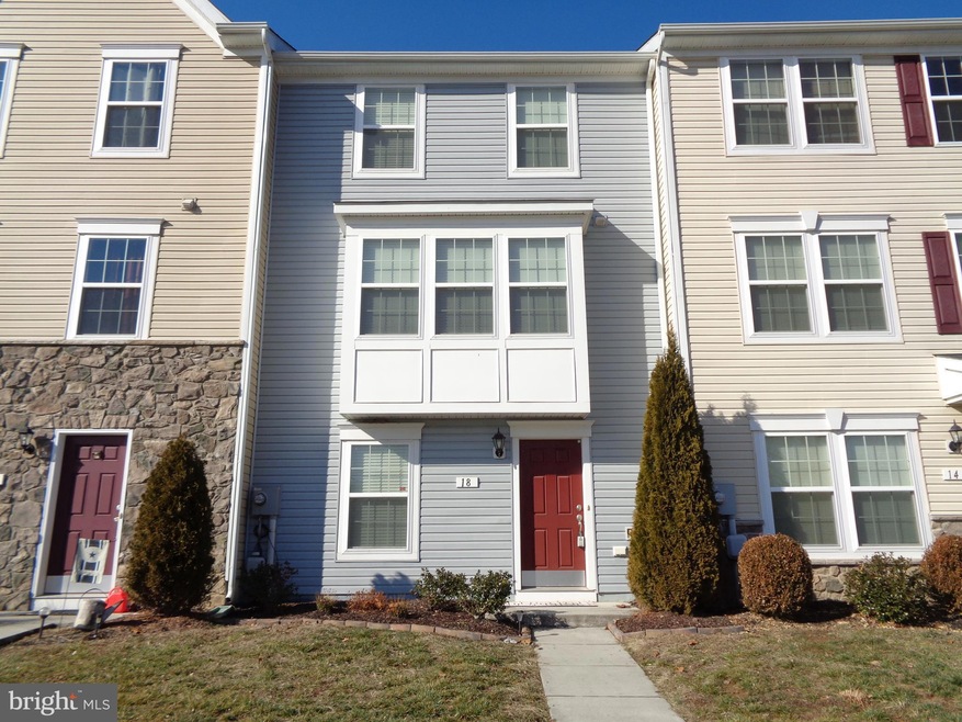 18 Lieutenant Ct, Bunker Hill, WV 25413 - photo 1