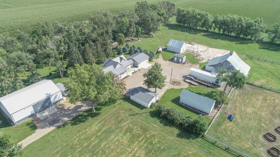 1964 Fir Ave, Rock Rapids, IA 51246 - photo 1